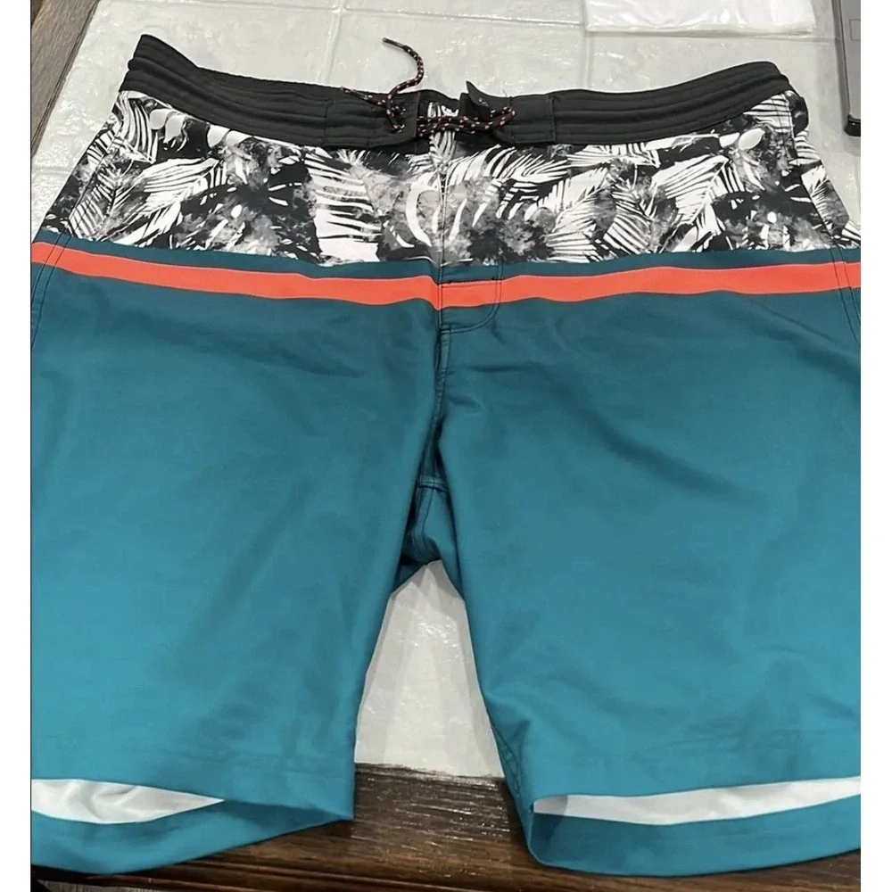 Old Navy California Mens Swim Shorts Size 38 Teal Green With Floral Design